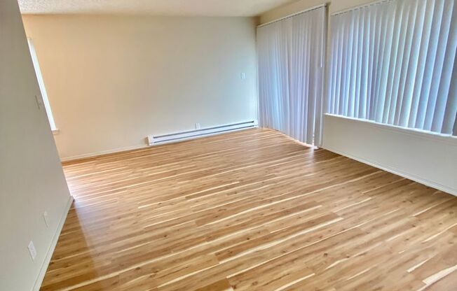 Eden Roc Apartments