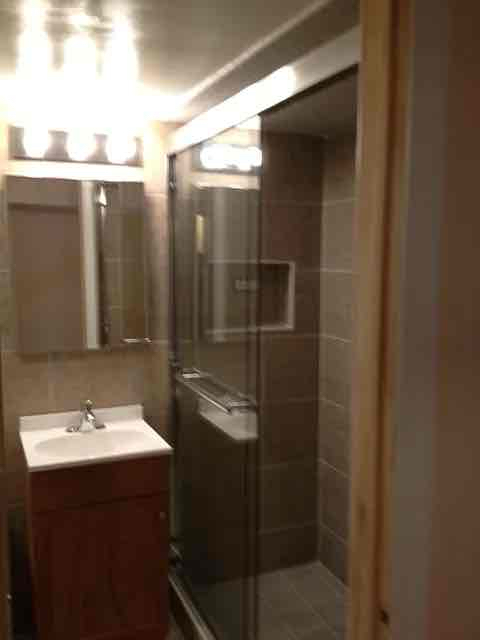 1098 GERALD ST
