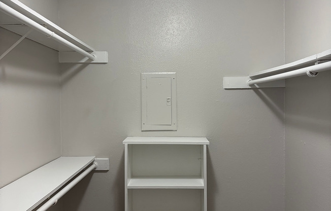 1 bed, 1 bath, 730 sqft, $775, Unit 061