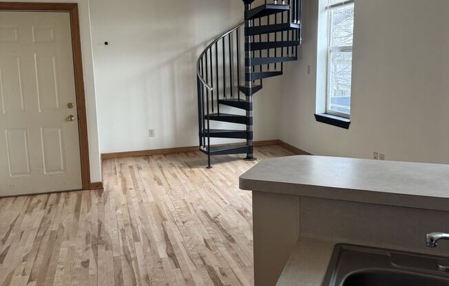 2188 S. Robinson Ave