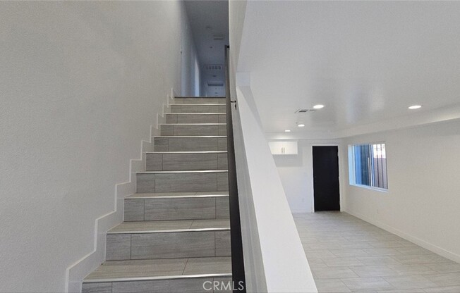 10415 1/2 AVALON BLVD