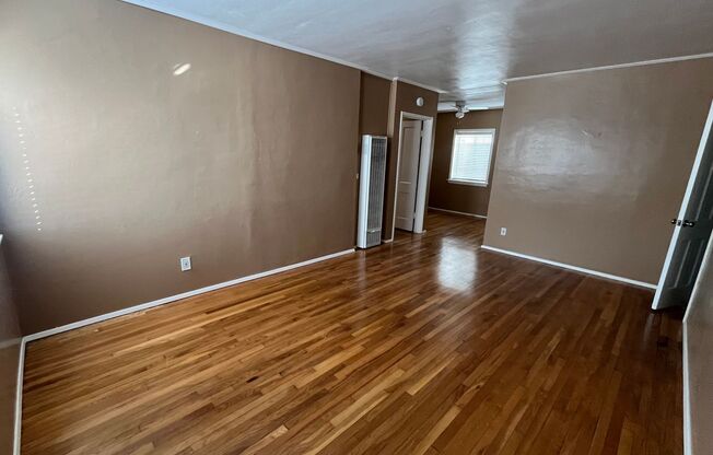 Waived $47 Application Fee!!! Spacious, Downstairs - 1 Bedroom / 1 Bathroom!