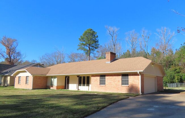 Beautifully Updated 4 Bedroom, 2 Bath Home, Whitehouse ISD!