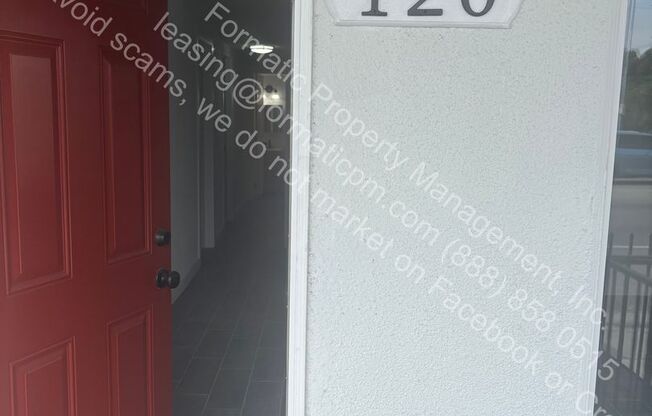 118-120 E Century Blvd