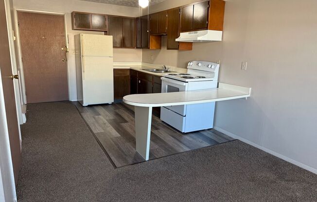 St. Andrews Manor Real Estate LLC DBA Hitchcock Apartments