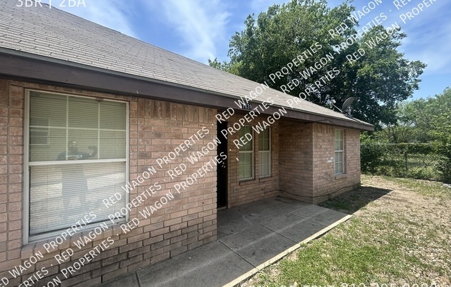 7558 WINDSOR OAKS