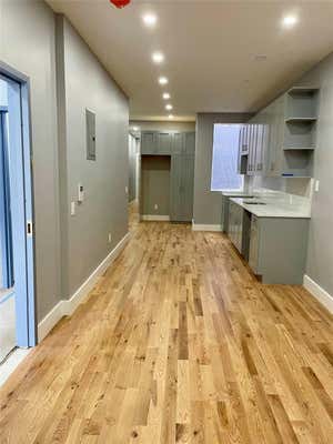 2 beds, 1 bath, 750 sqft, $3,000, Unit 1L