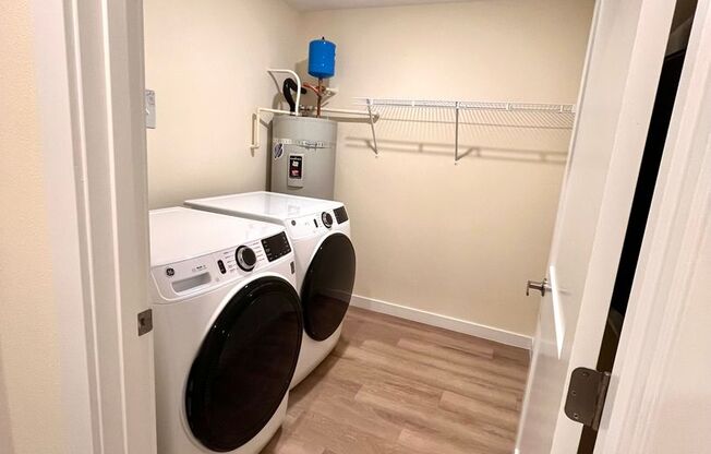 1 bed, 1 bath, 800 sqft, $1,600, Unit C208