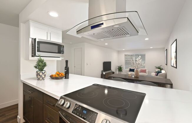 1 bed, 1 bath, 750 sqft, $1,940, Unit 104