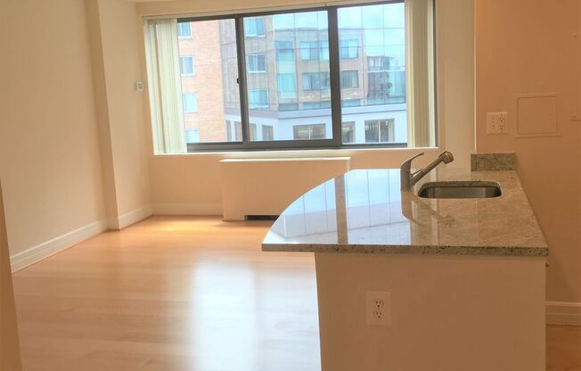 Studio, 1 bath, 440 sqft, $2,500, Unit 0519