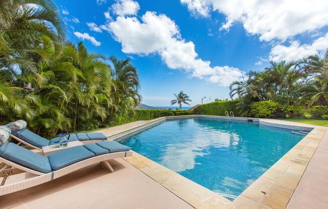 Large Tropical Modern Home w/Pool, Ocean / Koko Head Views, & A/C.  Mahina Kai