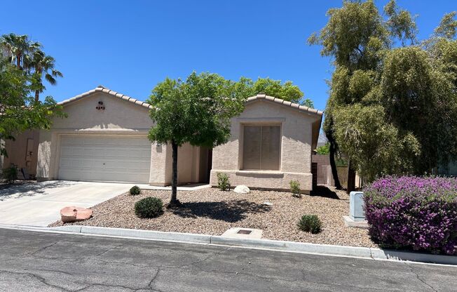 STUNNING SINGLE STORY 3 BEDROOM / 2 FULL BATHS, W/ 2 CAR GARAGE