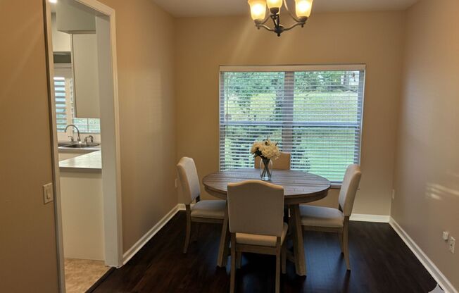 Stunning 4 Bed, 2.5 Bath Home for Rent in Prime Lake Mary Location! $400 off First Month Rent!!!