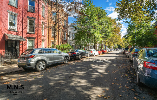 2 beds, 1 bath, 817 sqft, $3,395, Unit RESIDENCE#3