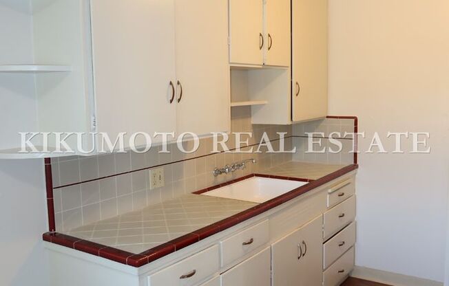 1 bed, 1 bath, $1,150, Unit 6
