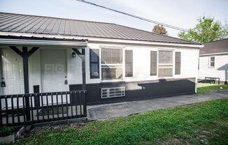 1418 CHICAGO AVE