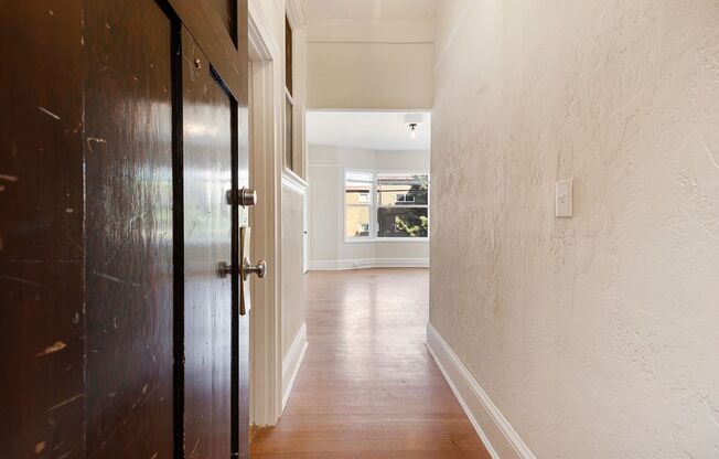 Studio, 1 bath, 477 sqft, $1,495, Unit 205