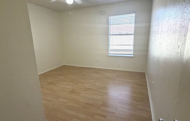 2 beds, 2 baths, 900 sqft, $1,399, Unit LAW7-213