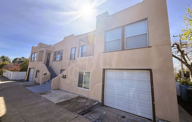 2200-2202 Browning Street