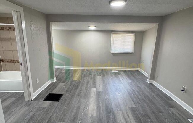 Beautifully Remodeled 4BR/2BA Home with Spacious Yard – Modern Comfort Meets Outdoor Living!