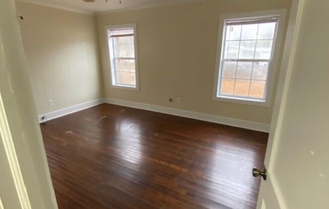 Renovated 2 Bed 1 Bath Home for Rent!