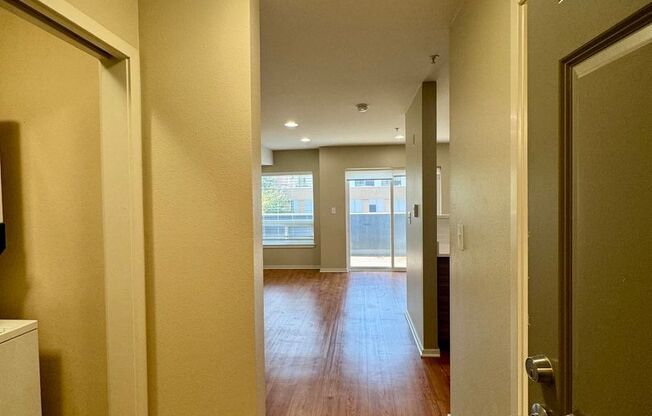 Modern Apartments- A perfect blend of location and luxury awaits!