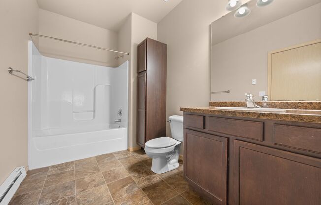 1 bed, 1 bath, 663 sqft, $1,135, Unit 3207-I
