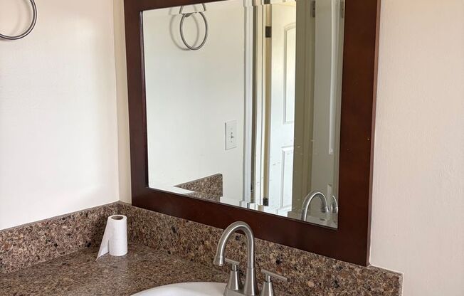 2 beds, 2 baths, $2,175, Unit Unit C