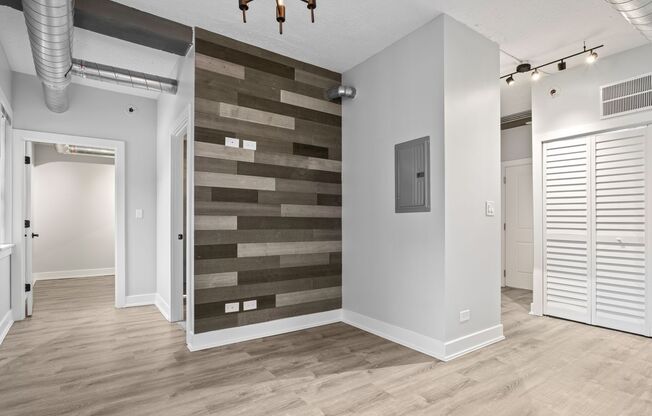 1 bed, 1 bath, 373 sqft, $1,850, Unit 404