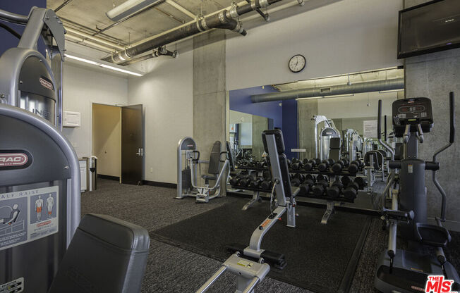 1 bed, 1 bath, 1,030 sqft, $3,200, Unit 1410