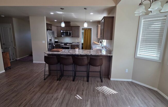 Beautiful & Spacious 3 Bed 2 Bath Directly Across the Street From Lexington Park! Small Dogs Considered!