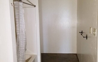 1 bed, 1 bath, $850, Unit Unit A