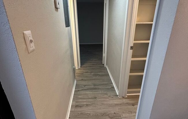 1 bed, 1 bath, 650 sqft, $999, Unit 016