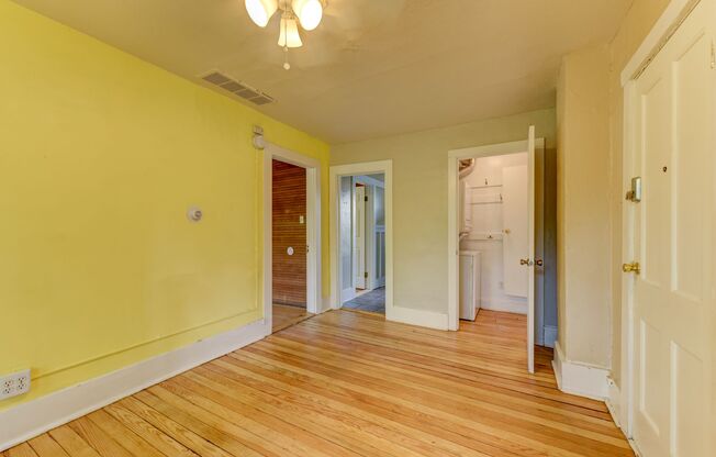 1537 9 ST