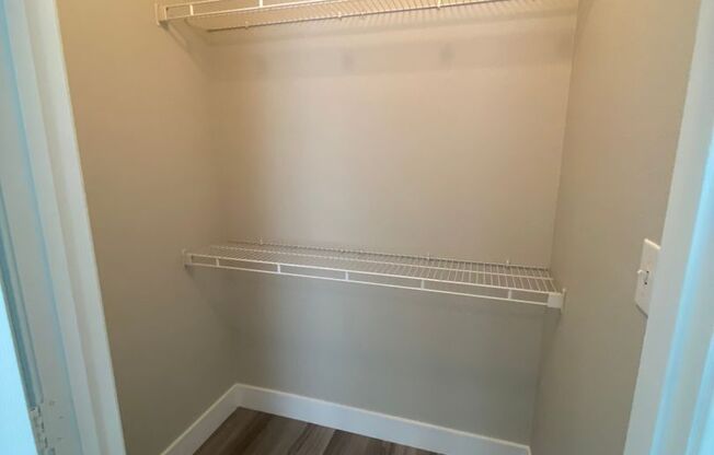 2 beds, 2 baths, 1,174 sqft, $1,450, Unit Las Vegas Blvd Unit 2238