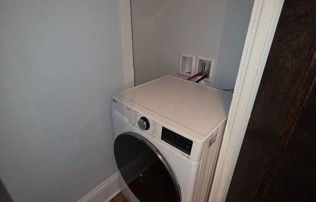 2 beds, 1 bath, 750 sqft, $2,595, Unit 2247-55-1D