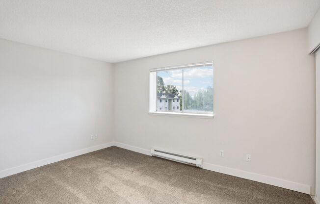 1 bed, 1 bath, 680 sqft, $1,400, Unit E-10