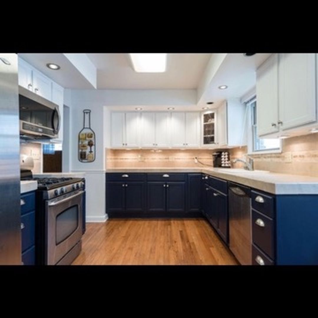 Beautiful 3-bedroom single family home just blocks from Wauwatosa, with garage parking and kitchen appliances!