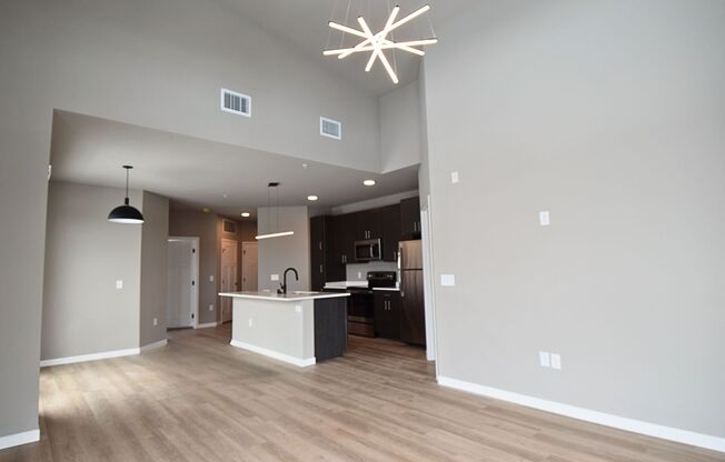 2 beds, 2 baths, 1,248 sqft, $2,750, Unit 5604-415