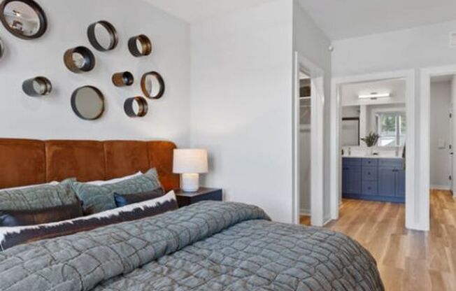 2 beds, 2 baths, 1,084 sqft, $2,605, Unit 21307