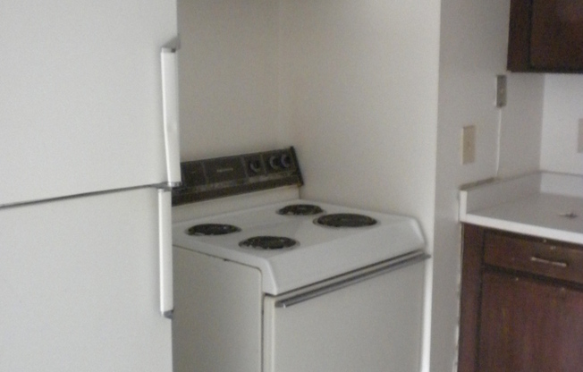2 beds, 1 bath, 1,000 sqft, $1,419, Unit 2520 207
