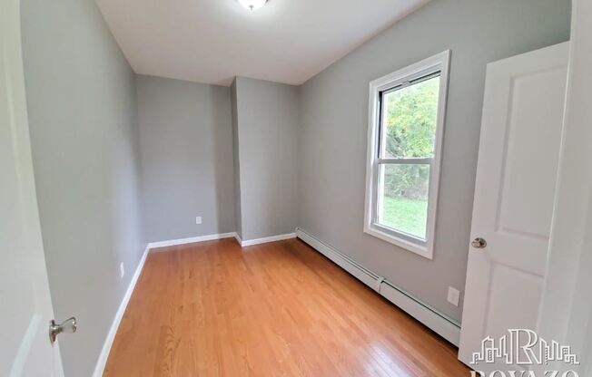 483 S 16th St Apt 1