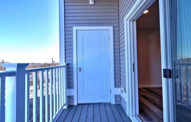 1 bed, 1 bath, 740 sqft, $2,100, Unit Apt 1105