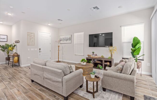 Stunning furnished townhome in gated community in Scottsdale!