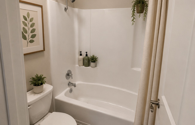 1 bed, 1 bath, 815 sqft, $2,345, Unit 121