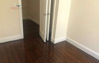 43 22 58 ST