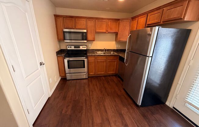 2 beds, 1.5 baths, 1,047 sqft, $1,395, Unit Unit 23