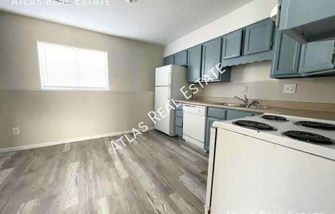 2 beds, 1 bath, $1,325