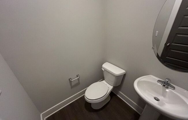 3 beds, 3.5 baths, 1,568 sqft, $2,250, Unit Unit 304