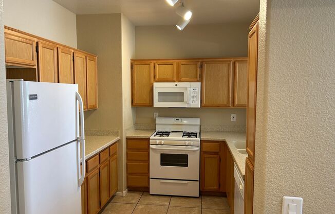 Rare & hard to find 2 BED & 2 BATH with ATTACHED GARAGE.